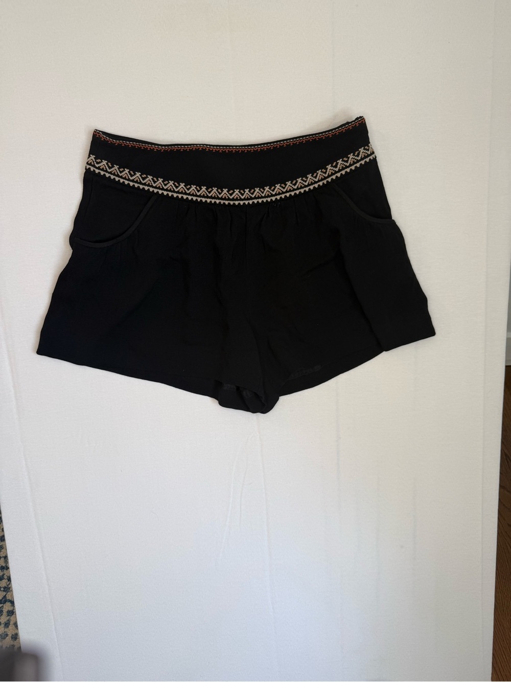 elevenses Black Side Zipper Shorts with Embroidered Waistband Size 8